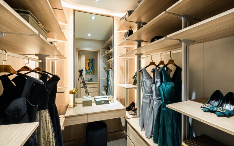 galerie-photos-aménager-son-dressing-aménagement-inspirations-fassenet-matériaux