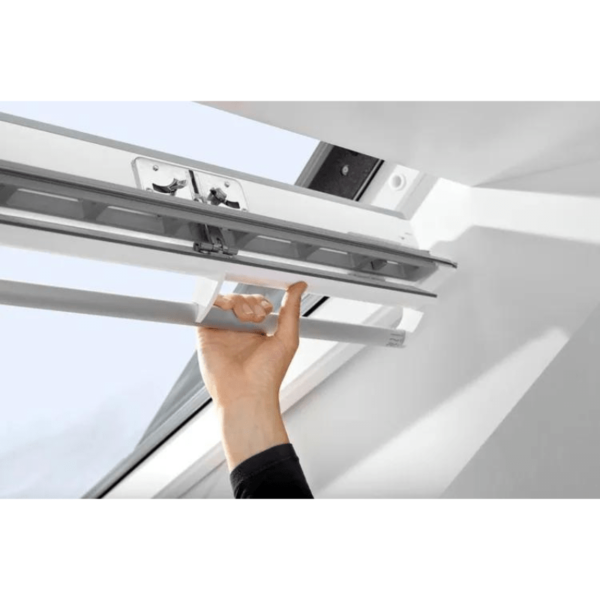 velux-ggl-mk04-2076-whitefinish-fassenet-materiaux